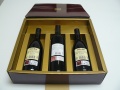 Caja de vino con 2 Botellas Reserva y 1 Crianza DOC Rioja