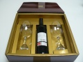 Caja de Vino con 1 Botella Crianza DOC Rioja y 2 Copas